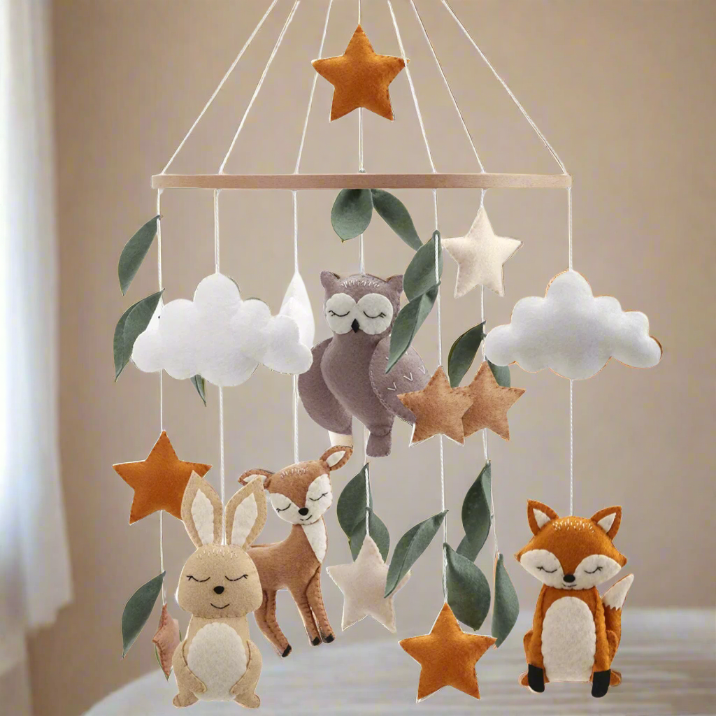 - 🌲 Woodland Baby Mobile – Forest Animal Crib Mobile for Neutral Nursery Baby Stork Baby Mobile