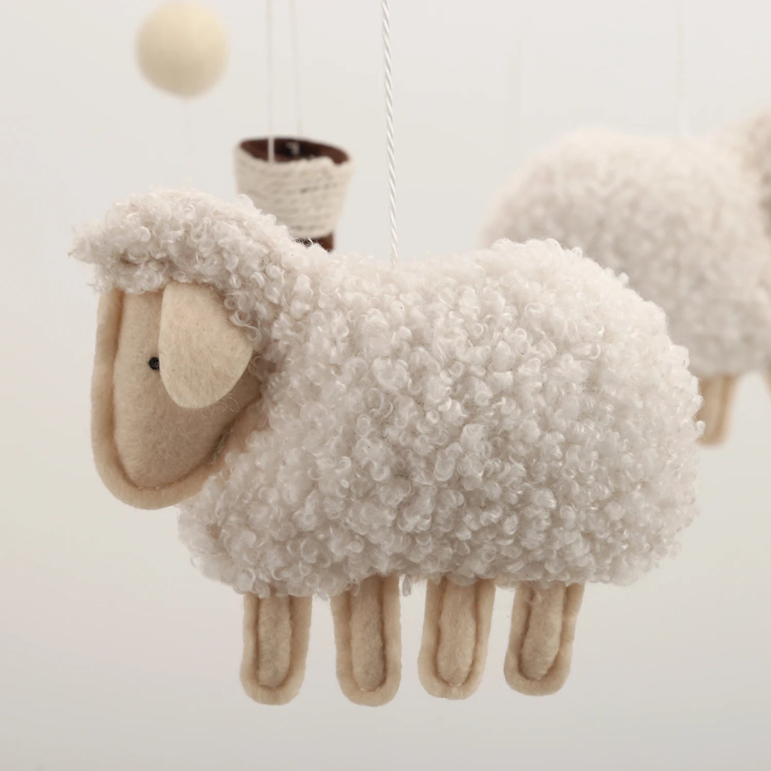 - 🐑 Sheep Baby Mobile – Neutral Farm-Themed Nursery Crib Decor Baby Stork Baby Mobile