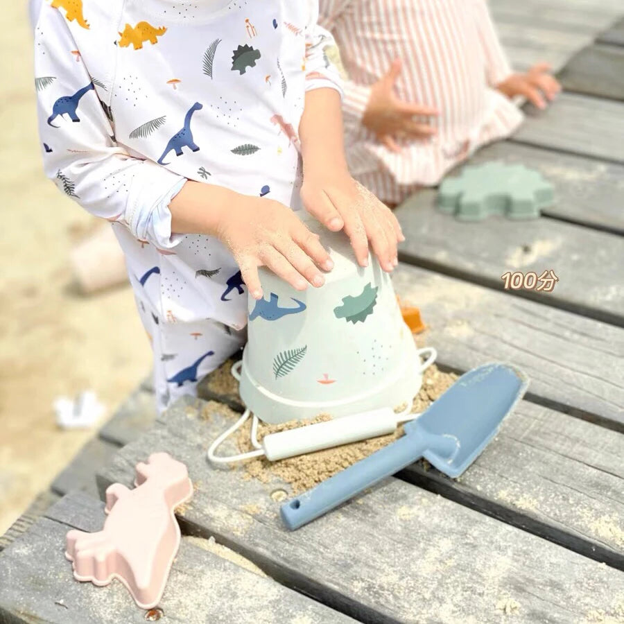 - Silicone Beach Bucket Playset - 6 Designs for Beach Time Fun Baby Stork Beach & Sand Toys