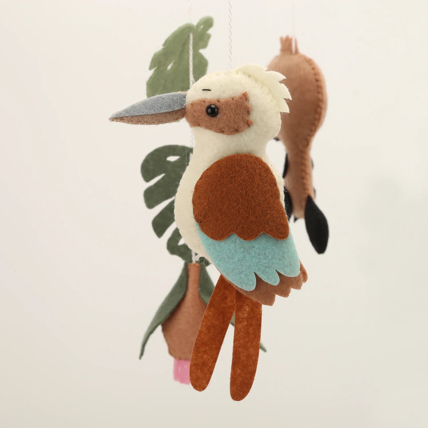 Australian Animals Baby Mobile – Koala, Kangaroo, Kookaburra &amp; Cockatoo Crib Décor