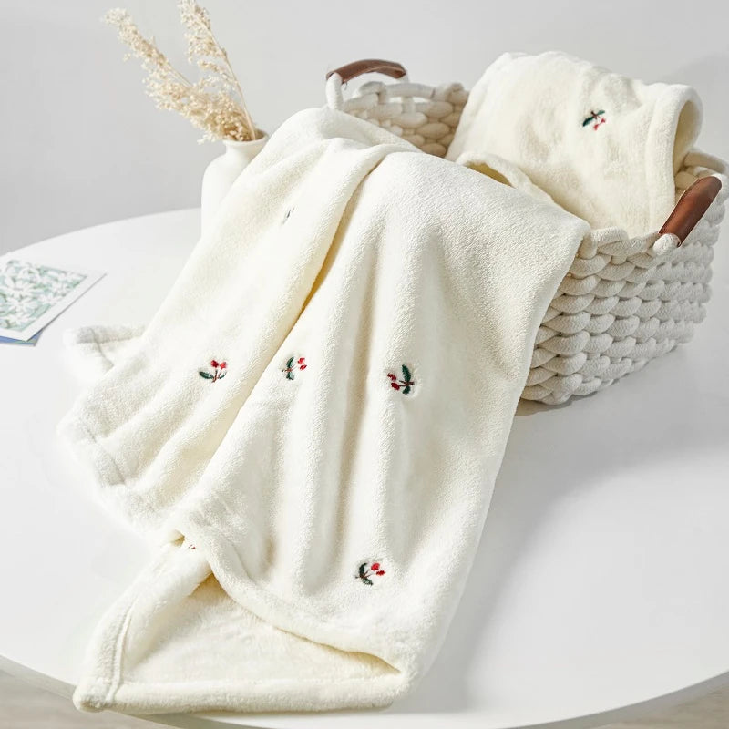 Polar Fleece Blanket with Embroidered Motifs | 125 × 90cm